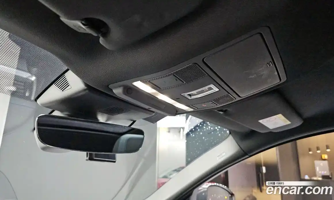 Jaguar E-Pace 2018 2.0 гидро в Москве № 1421777, фото 23