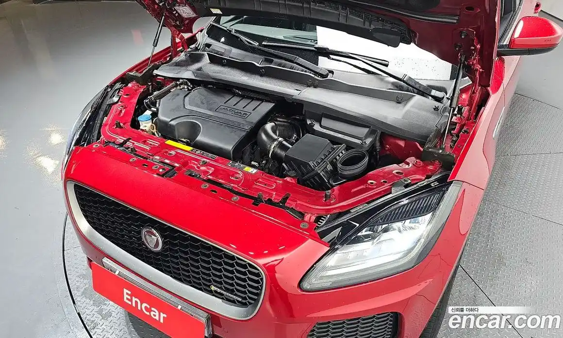 Jaguar E-Pace 2018 2.0 гидро в Москве № 1421777, фото 6