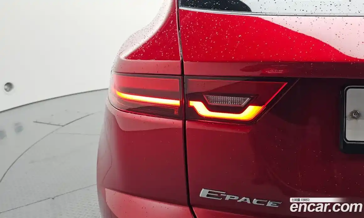 Jaguar E-Pace 2018 2.0 гидро в Москве № 1421777, фото 9