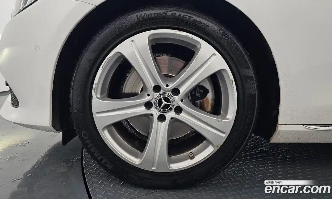 Mercedes-Benz E-Class 2018 2.0 гидро в Москве № 1422081, фото 5