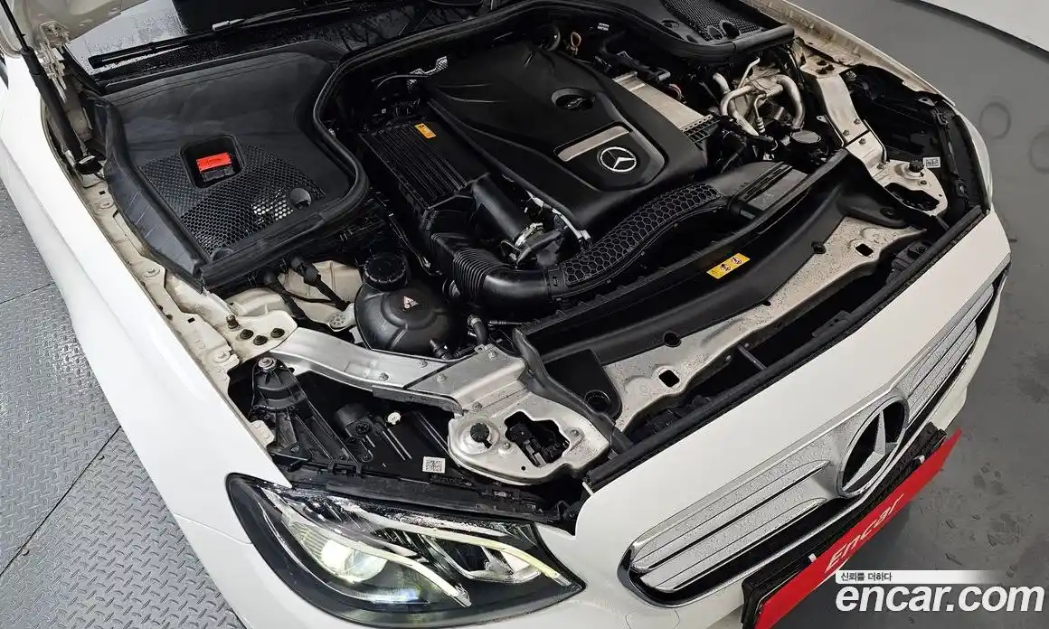 Mercedes-Benz E-Class 2018 2.0 гидро в Москве № 1422081, фото 6