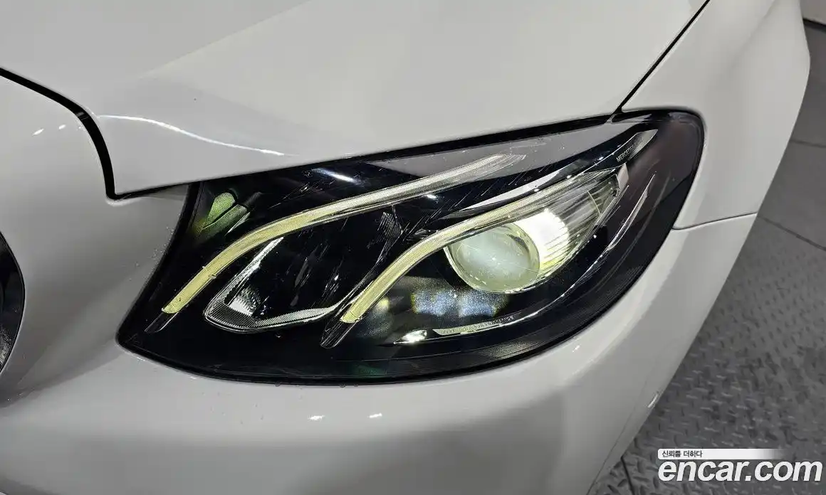 Mercedes-Benz E-Class 2018 2.0 гидро в Москве № 1422081, фото 8
