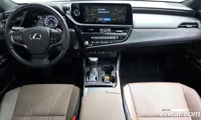 Lexus ES 2025 2.5 гидро в Москве № 1423958, миниатюра 9