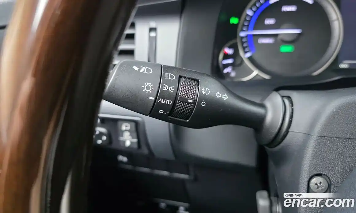 Lexus ES 2018 2.5 гидро в Москве № 1423977, фото 28