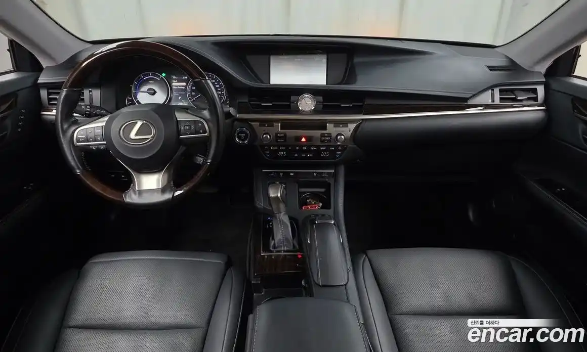 Lexus ES 2018 2.5 гидро в Москве № 1423977, фото 10