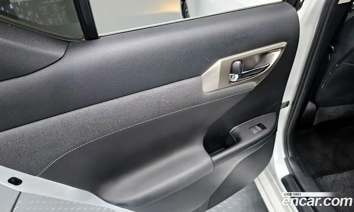 Lexus CT200h 2018 1.8 гидро в Москве № 1423986, фото 15