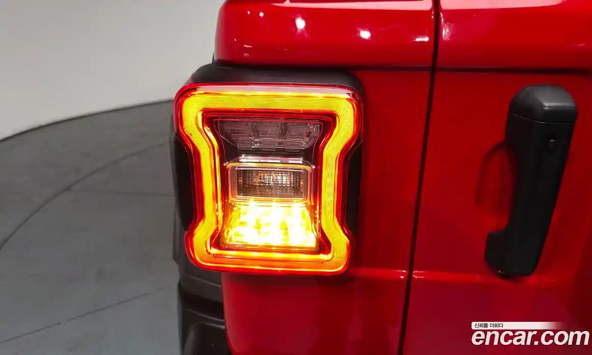 Jeep Wrangler 2022 2.0 гидро в Москве № 1424359, фото 8