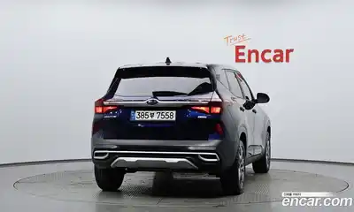 Kia Seltos 2021 1.6 гидро в Москве № 1538612, миниатюра 3
