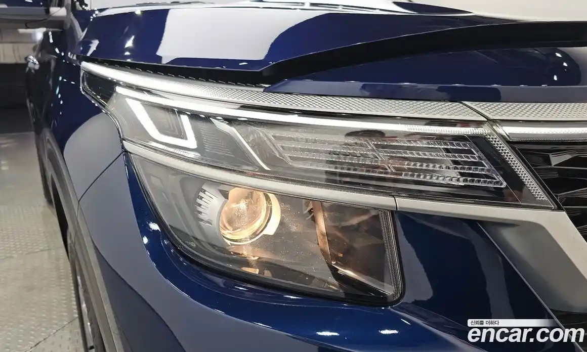 Kia Seltos 2021 1.6 гидро в Москве № 1538612, фото 7
