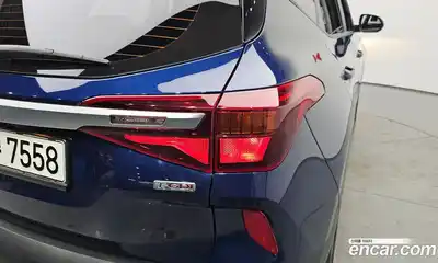 Kia Seltos 2021 1.6 гидро в Москве № 1538612, миниатюра 8
