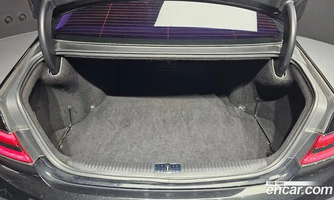 Genesis G90 2021 3.8 гидро в Москве, фото 27