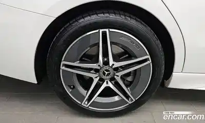 Mercedes-Benz C-Class 2025 2.0 гидро в Москве № 1544790, миниатюра 5