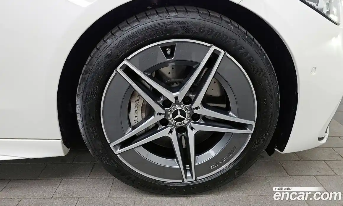 Mercedes-Benz C-Class 2025 2.0 гидро в Москве № 1544790, фото 7