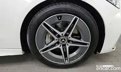 Mercedes-Benz C-Class 2025 2.0 гидро в Москве № 1544790, миниатюра 7