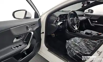 Mercedes-Benz A-Class 2023 2.0 гидро в Москве № 1545006, миниатюра 12