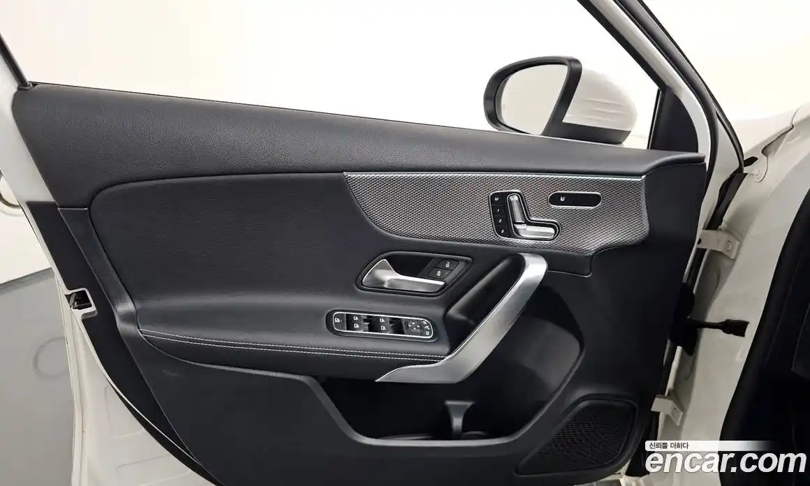 Mercedes-Benz A-Class 2023 2.0 гидро в Москве № 1545006, фото 13