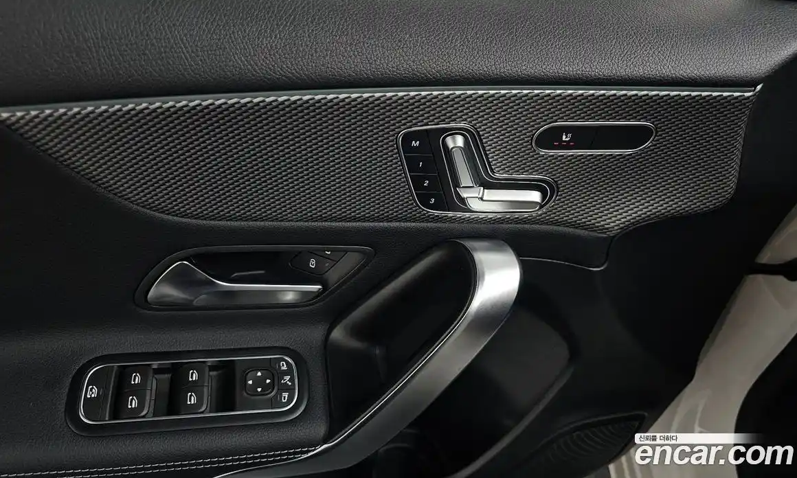 Mercedes-Benz A-Class 2023 2.0 гидро в Москве № 1545006, фото 26