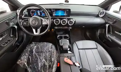 Mercedes-Benz A-Class 2023 2.0 гидро в Москве № 1545006, миниатюра 9