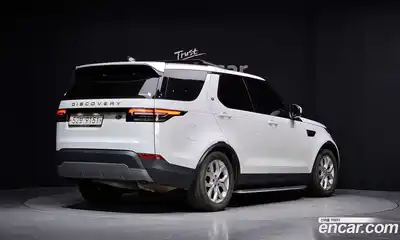 Land Rover Discovery 2018 2.0 гидро в Москве № 1547568, миниатюра 2