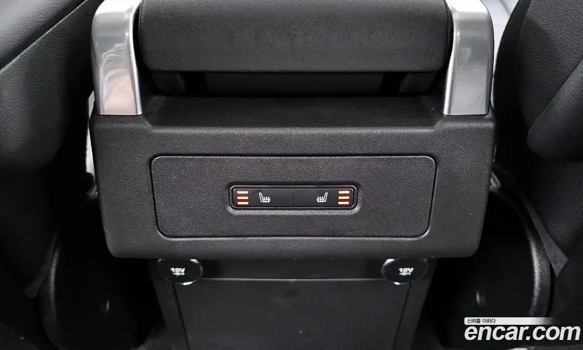 Land Rover Discovery 2018 2.0 гидро в Москве № 1547568, фото 24
