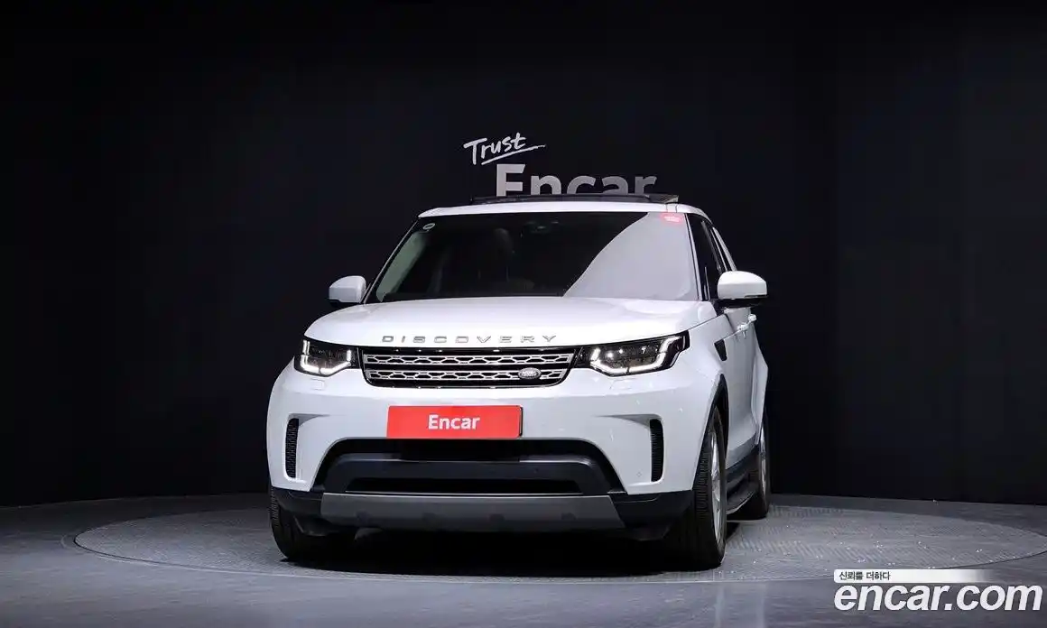Land Rover Discovery 2018 2.0 гидро в Москве № 1547568, фото 3