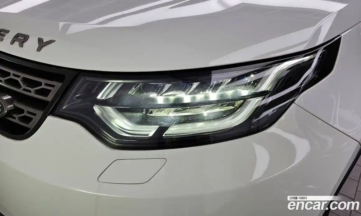 Land Rover Discovery 2018 2.0 гидро в Москве № 1547568, фото 8