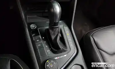 Volkswagen Tiguan 2020 2.0 гидро в Москве № 1549272, миниатюра 12
