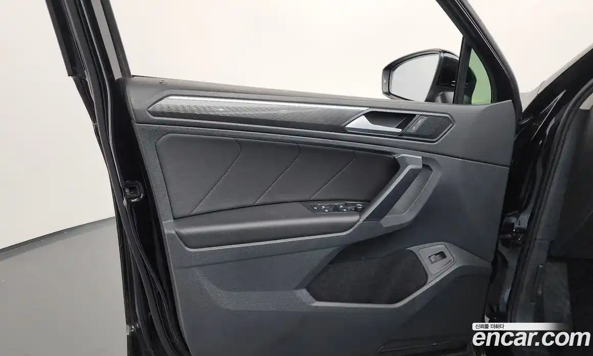 Volkswagen Tiguan 2020 2.0 гидро в Москве № 1549272, фото 14