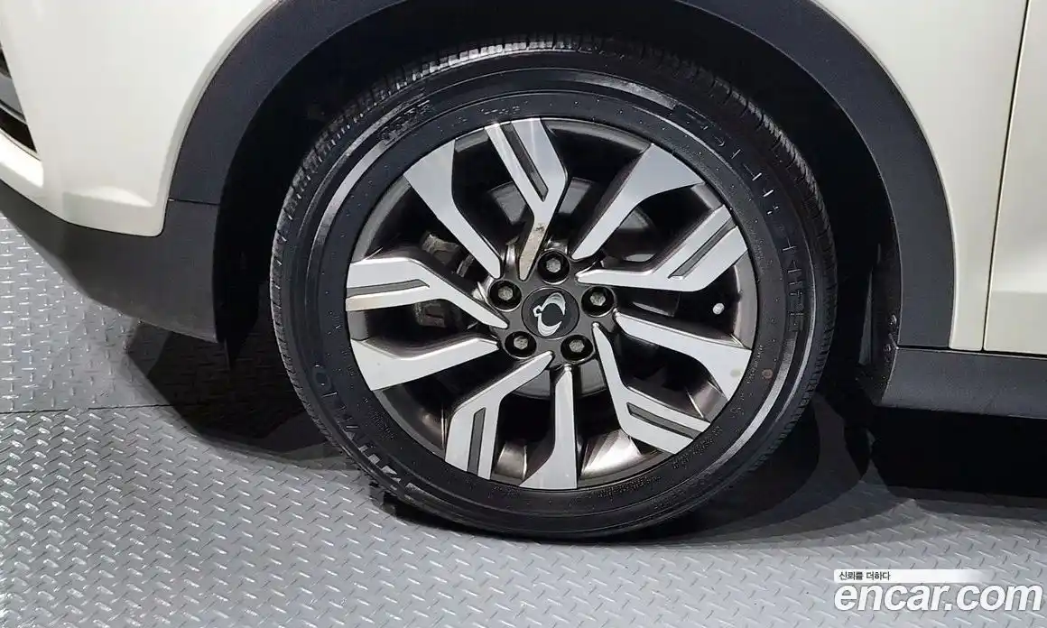 SsangYong TIBOLI 2018 1.6 гидро в Москве № 1612545, фото 5