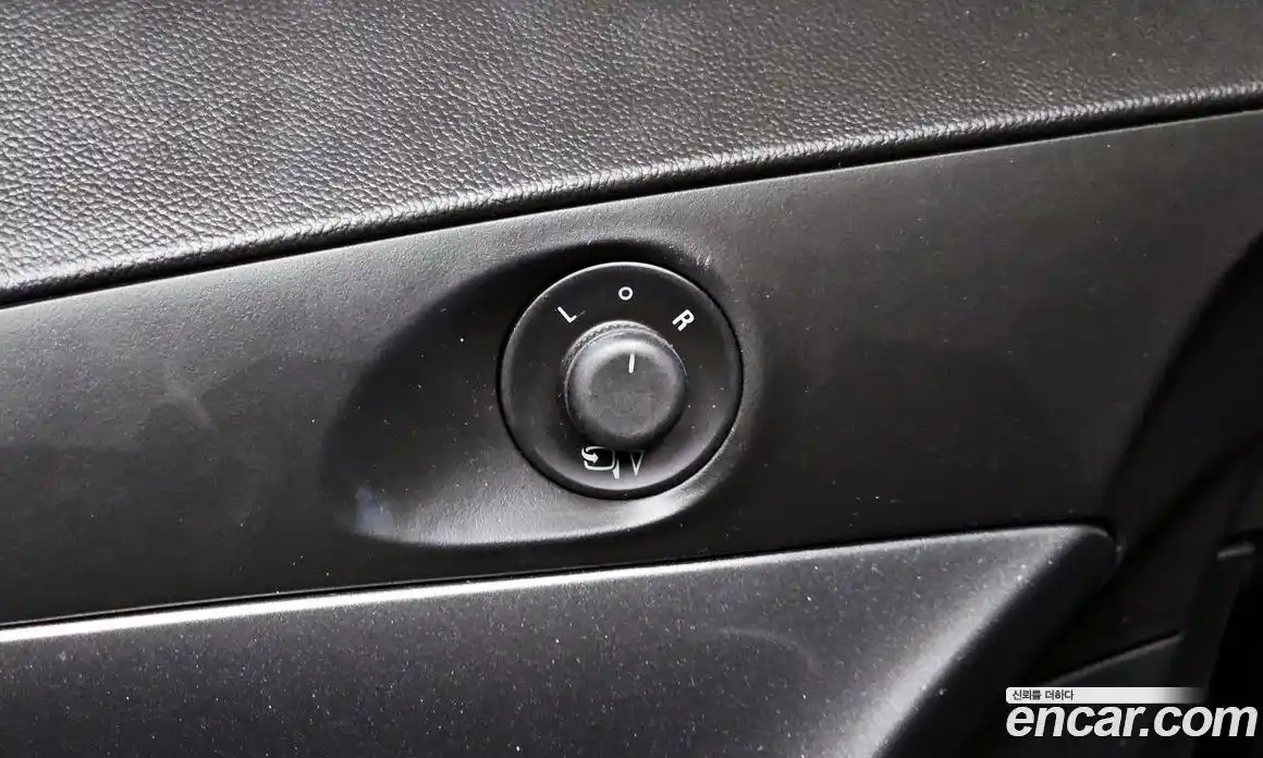 Chevrolet Orlando 2015 2.0 гидро в Москве № 1614134, фото 15