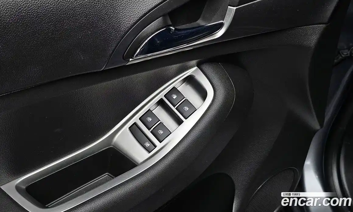 Chevrolet Orlando 2015 2.0 гидро в Москве № 1614134, фото 26