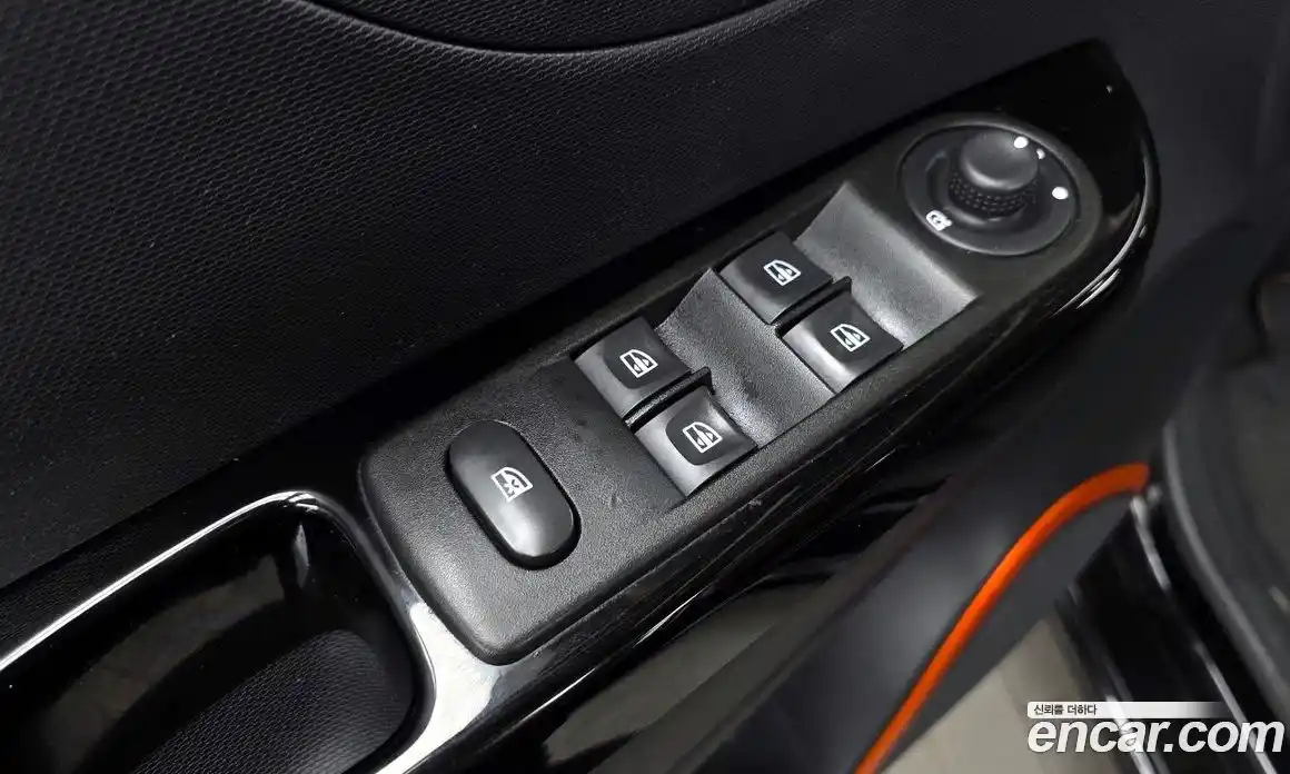 Renault QM3 2015 1.5 гидро в Москве № 1615623, фото 30