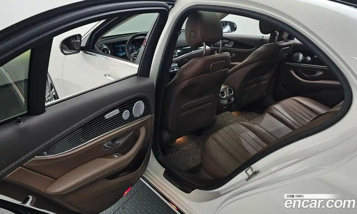 Mercedes-Benz E-Class 2020 3.0 гидро в Москве № 1617260, фото 31