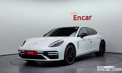 Porsche Panamera, 2023