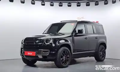 Land Rover Defender, 2023