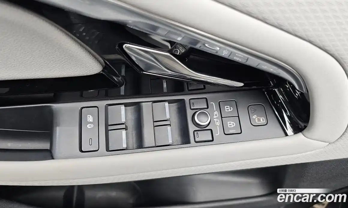 Land Rover Range-Rover Evoque 2022 2.0 гидро в Москве № 1619454, фото 20