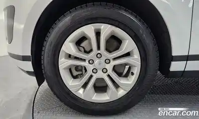 Land Rover Range-Rover Evoque 2022 2.0 гидро в Москве № 1619454, миниатюра 5