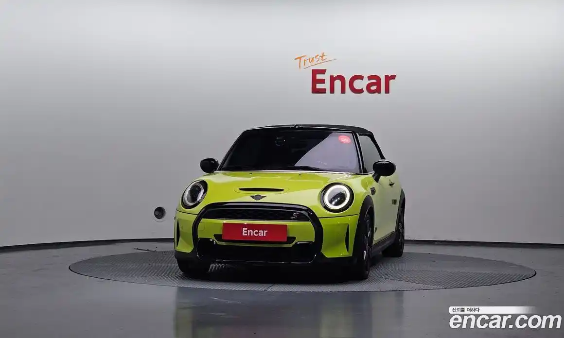 Mini Cooper Convertible 2022 2.0 гидро в Москве № 1622095, фото 3