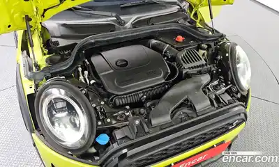 Mini Cooper Convertible 2022 2.0 гидро в Москве № 1622095, миниатюра 6