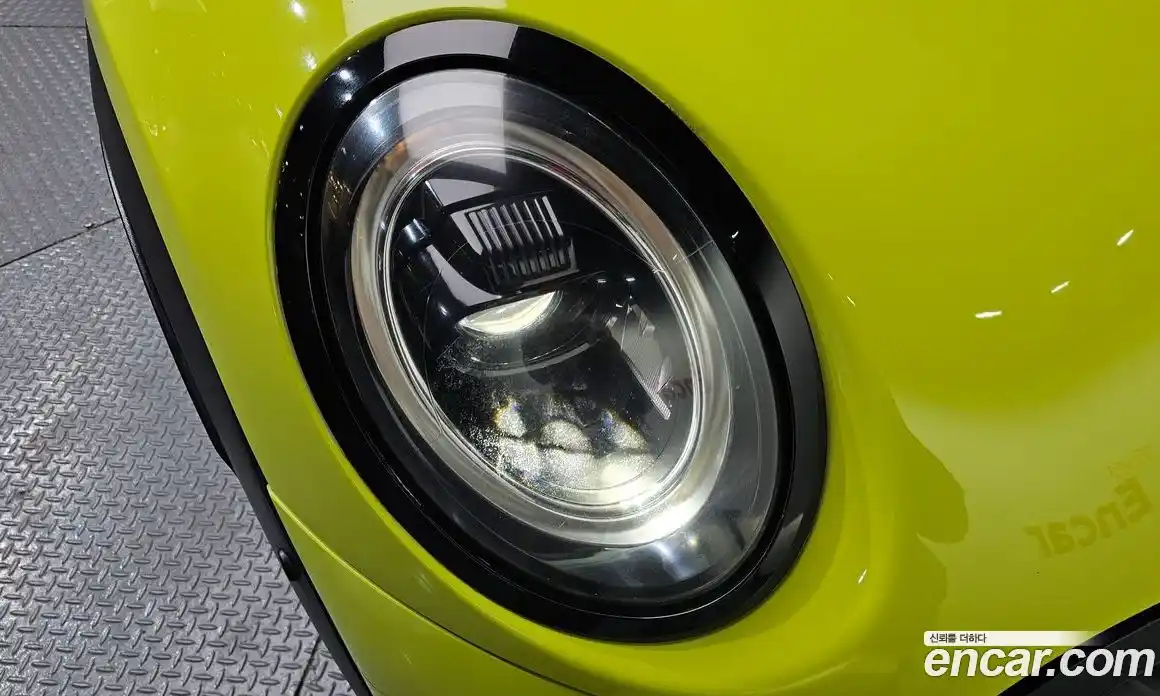 Mini Cooper Convertible 2022 2.0 гидро в Москве № 1622095, фото 8