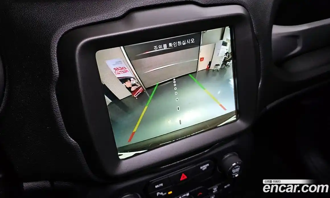 Jeep Renegade 2020 1.6 гидро в Москве № 1623798, фото 24
