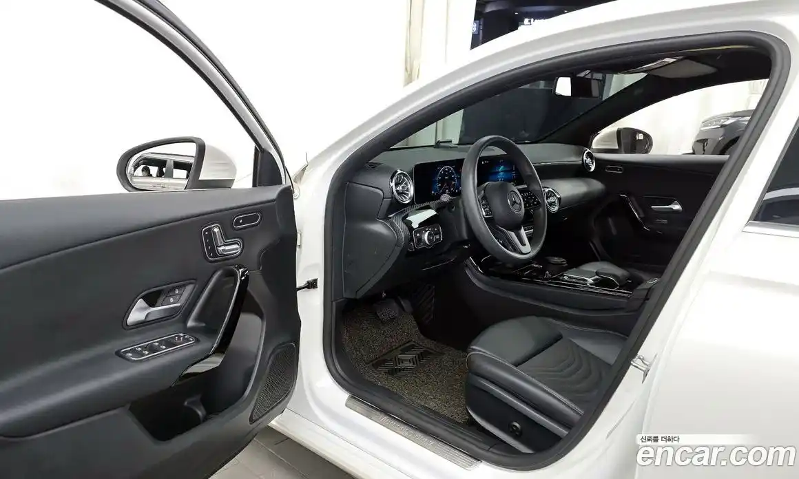 Mercedes-Benz A-Class 2020 2.0 гидро в Москве № 1690168, фото 13