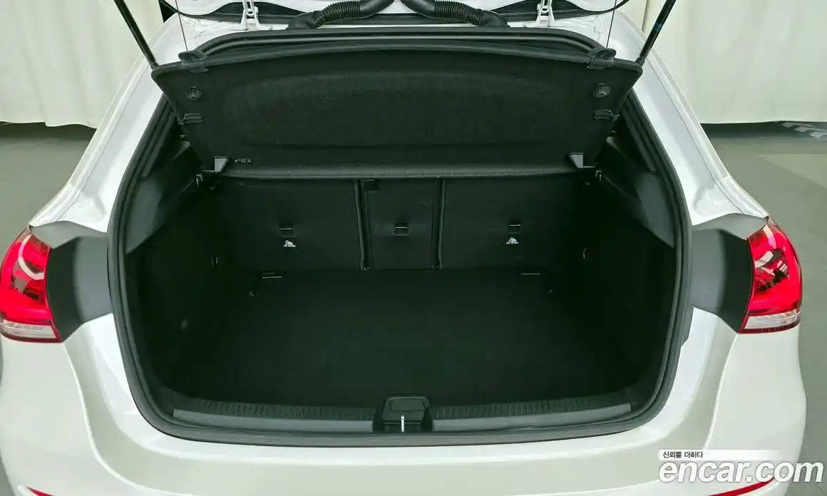 Mercedes-Benz A-Class 2020 2.0 гидро в Москве № 1690168, фото 26