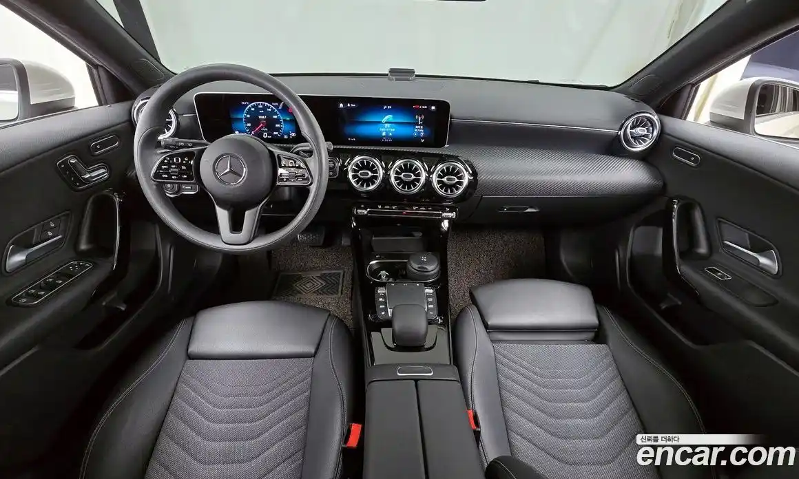 Mercedes-Benz A-Class 2020 2.0 гидро в Москве № 1690168, фото 10