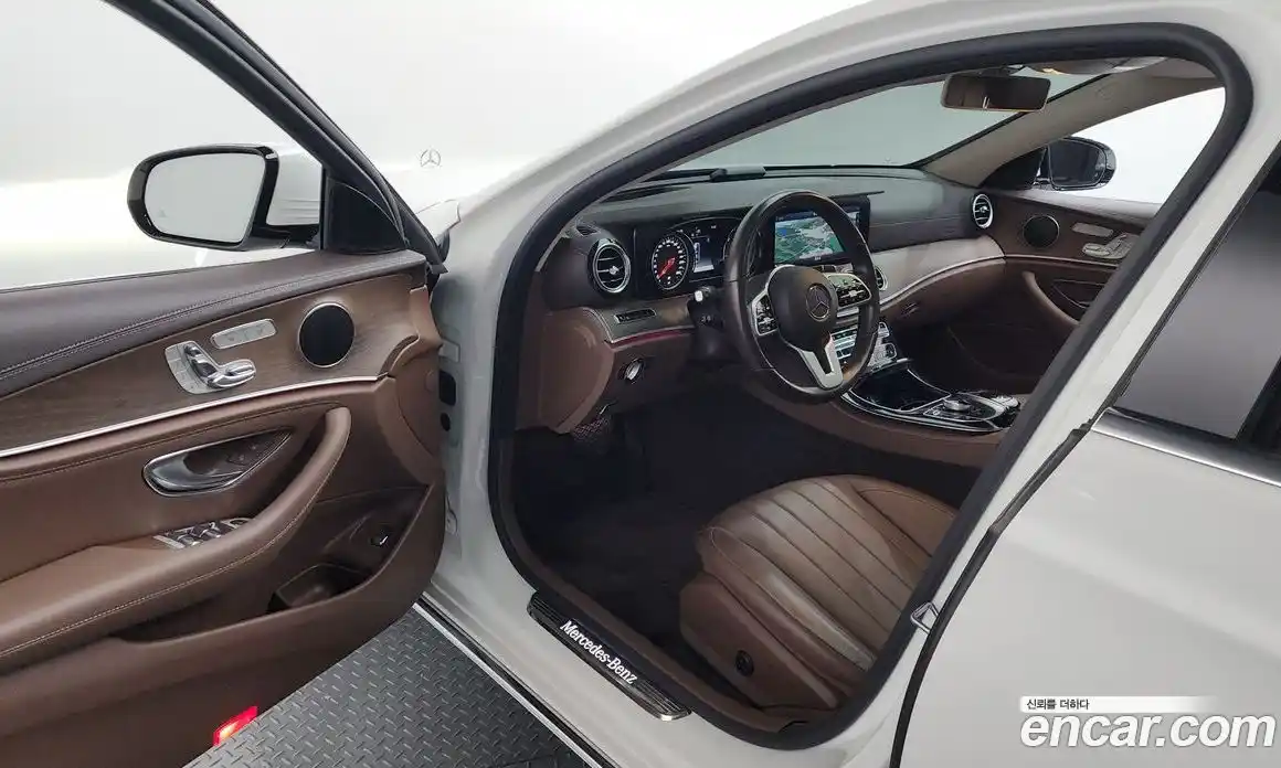 Mercedes-Benz E-Class 2019 1.9 гидро в Москве № 1690568, фото 13