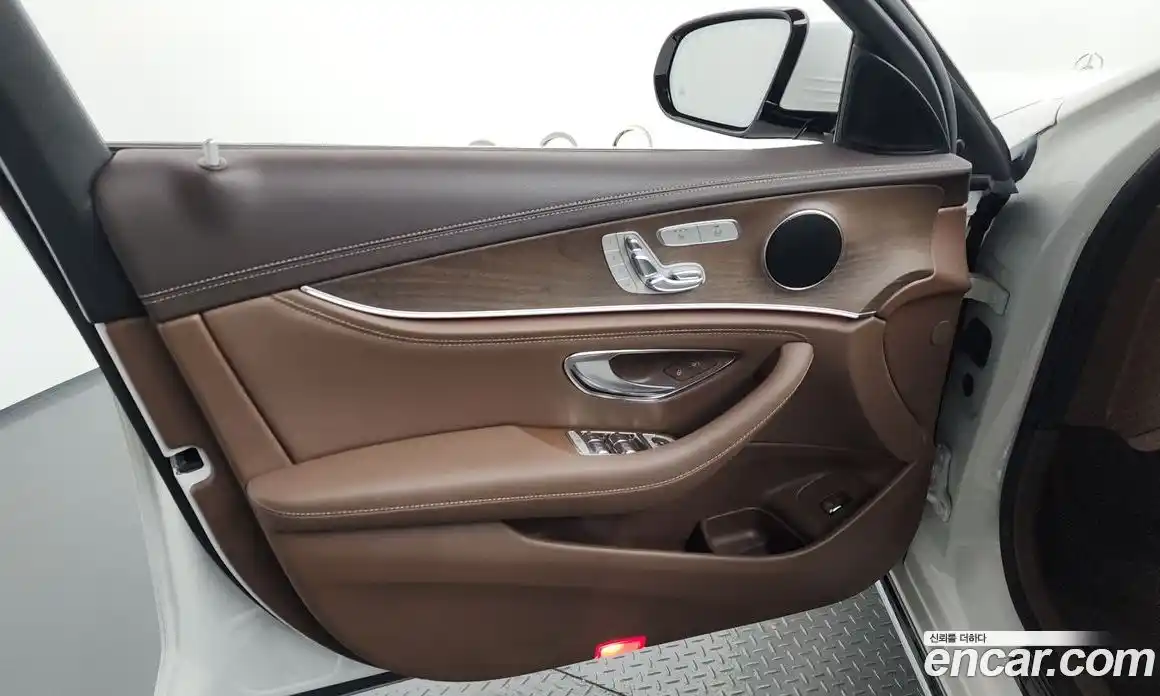 Mercedes-Benz E-Class 2019 1.9 гидро в Москве № 1690568, фото 14