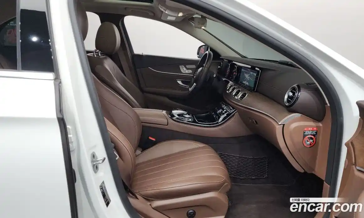 Mercedes-Benz E-Class 2019 1.9 гидро в Москве № 1690568, фото 17