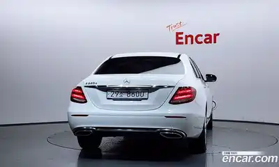 Mercedes-Benz E-Class 2019 1.9 гидро в Москве № 1690568, миниатюра 4