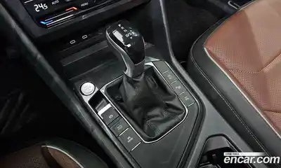 Volkswagen Tiguan 2023 2.0 гидро в Москве № 1693121, миниатюра 12