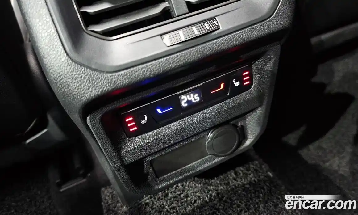 Volkswagen Tiguan 2023 2.0 гидро в Москве № 1693121, фото 23